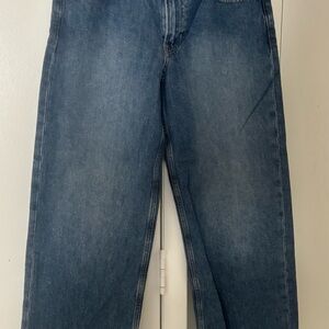 Gap Low Rise Stride Wide-Leg Jeans